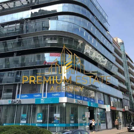 Luxury Apartments Azure Next To The Sea View ***** アパート ブルガス