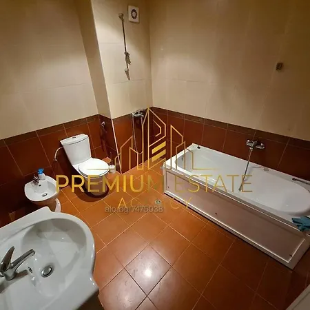 Luxury Apartments Azure Next To The Sea View ***** ブルガス